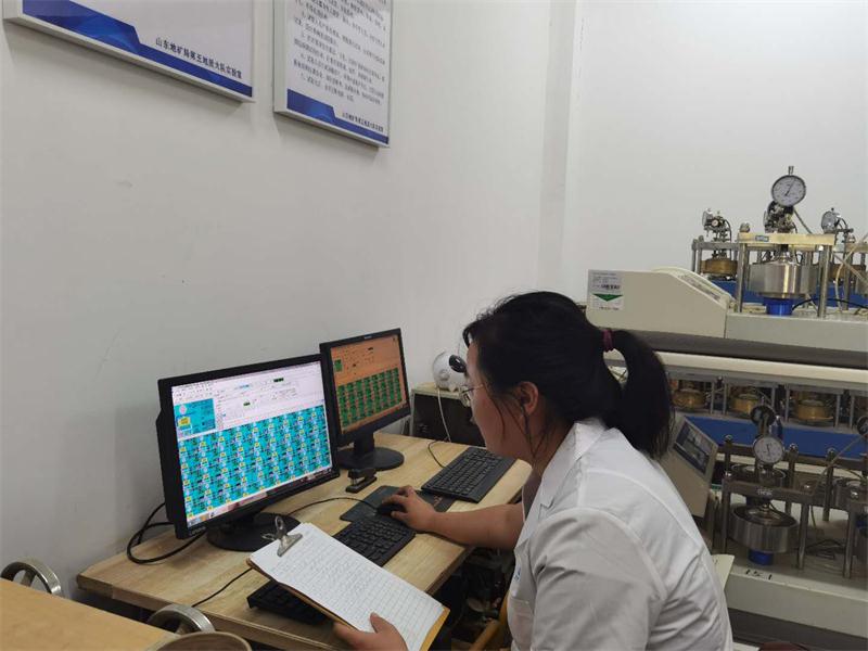 公司同002A：土工試驗甲級，可以承擔甲級及以下工程勘察資格所能承擔工程勘察項目的土工試驗任務(wù)； 聯(lián)系人：任玲，電話：18653883892(圖3)